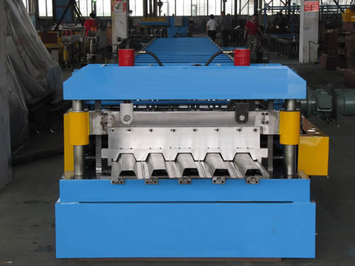 Steel Decking Roll Forming Machine