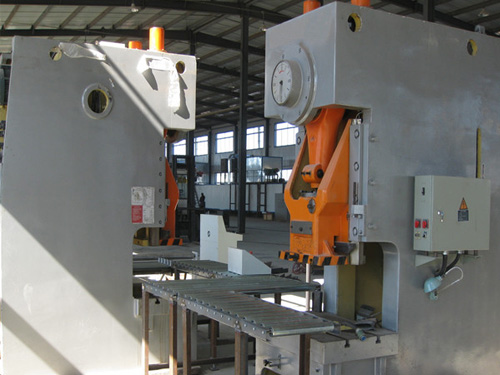 Roll Forming Machine