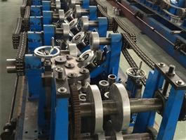 C/Z Shaped Steel Purlin Forming Machine